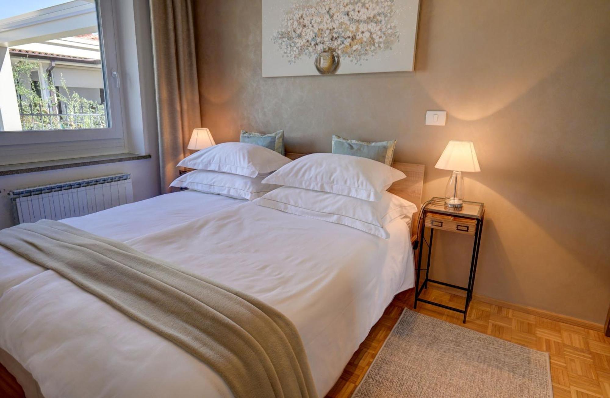 Apartma Bellavista *